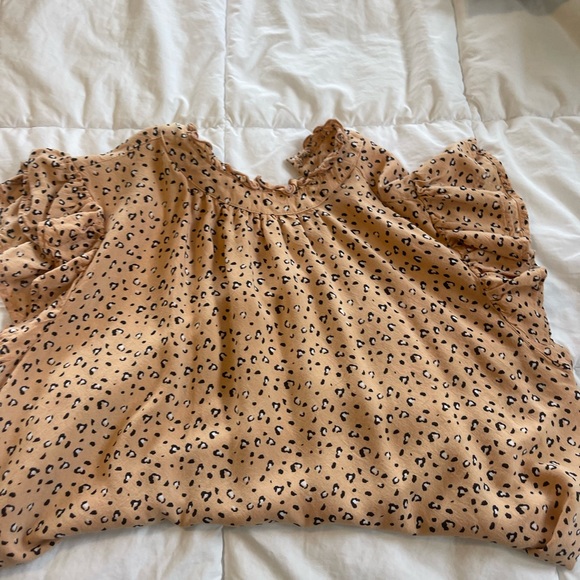 THML Women’s sleeveless cheetah print top - Picture 6 of 6